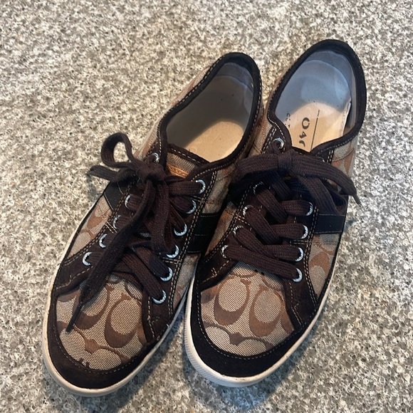 Classic Coach brown leather and tan canvas sneakers - Picture 3 of 7